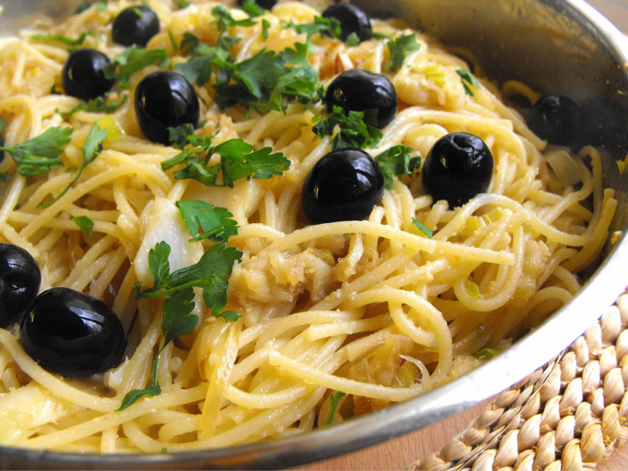 Fritos de Massa com Bacalhau